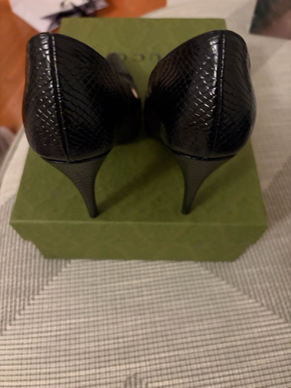 Gucci Black Python Pointed Toe Lace/Mesh GG logo and Leather Pumps - Picture 3 of 10